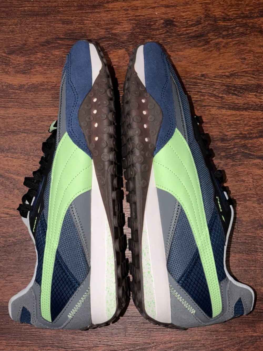 Shoes - Picture 10 of 12